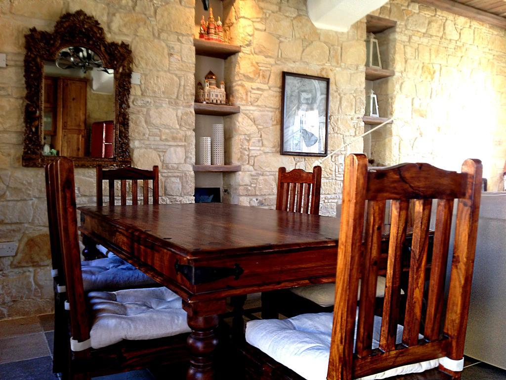Lofou Traditional Stone House Zimmer foto